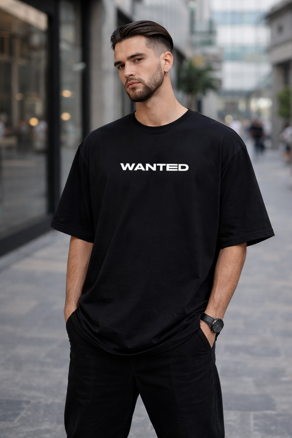 WANTED Oversized T-Shirt – Premium Unisex Streetwear Graphic Tee